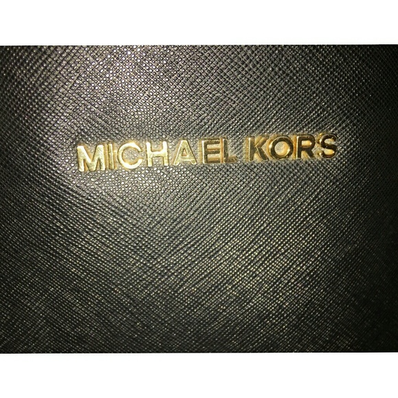 SOLD. - Picture 2 of 7